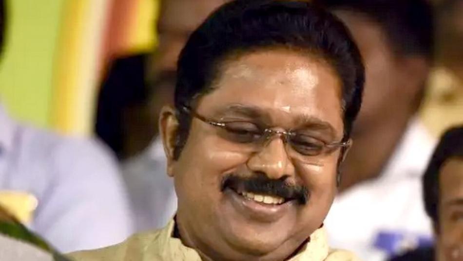 Who showed Rs 20 rupees in RK Nagar election - TTV Dinakaran